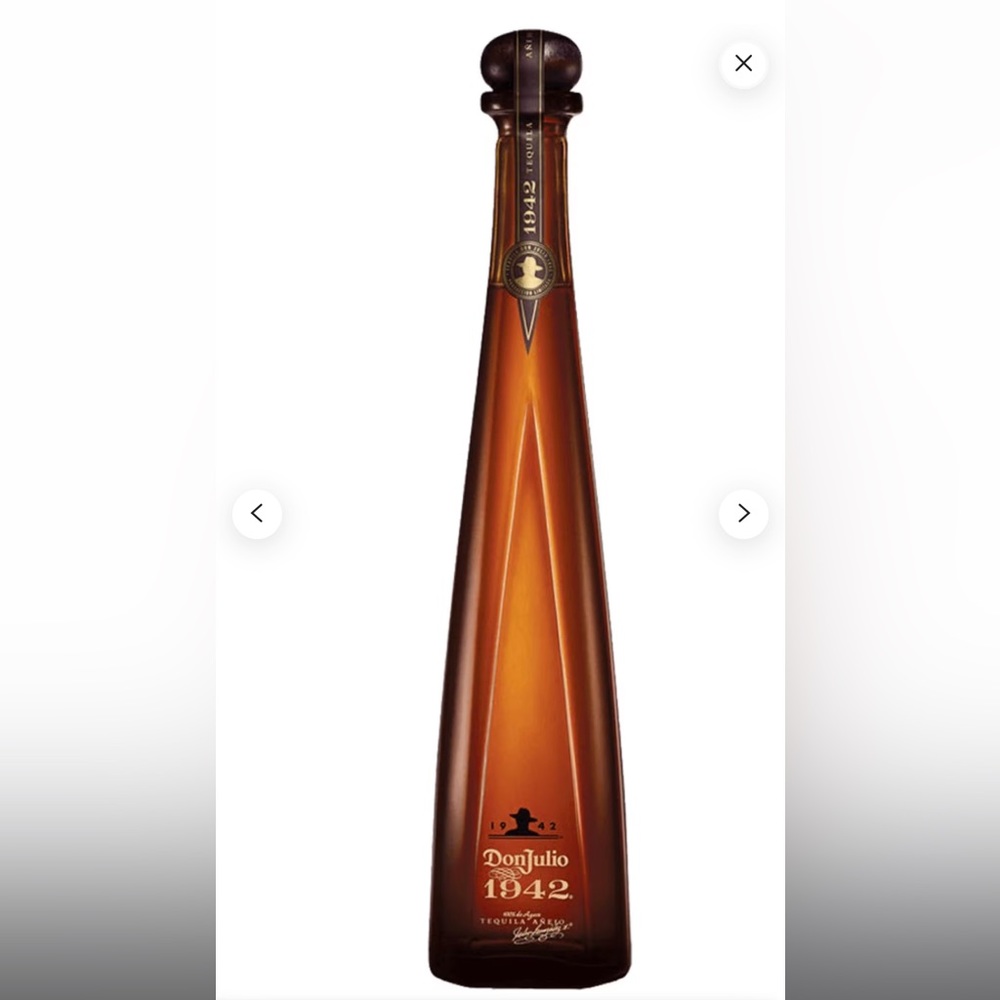 1942 Don Julio in case